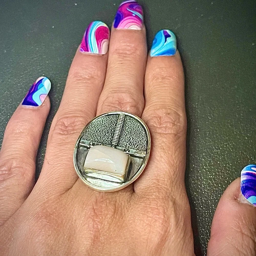New Artisan Pink Opal Gemstone 925 Sterling Silver Tribal Shield Ring Size: 7.25